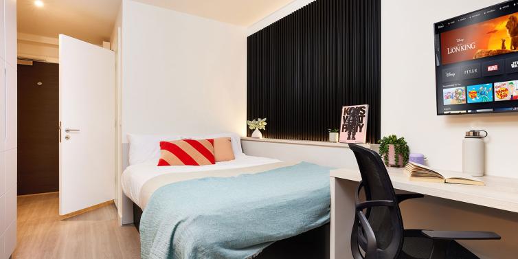 ESL Languages VITA residence Kaplan Edinburgh