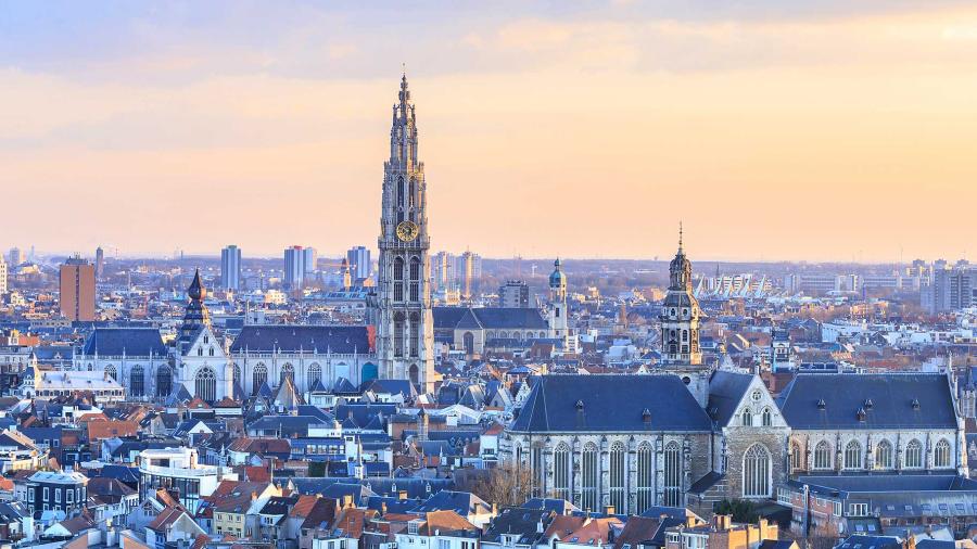 ¡Bravo! 15+  Hechos ocultos sobre   Antwerp! Get inspired for a vibrant experience full of fashion, shopping, gastronomy, culture and architecture.