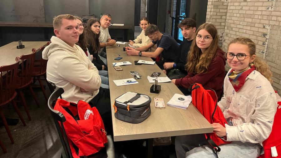 ESL Languages Toronto Summer Programme 14-17 school gallery 2025 6 