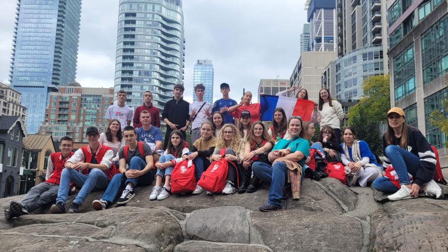 Toronto Summer Programme 14-17 School Gallery ESL Languages English 
