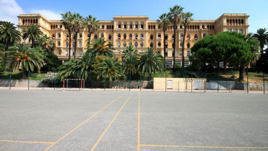 Cote d azur campus 12-17 parc imperial school gallery 2025 1 ESL Languages French