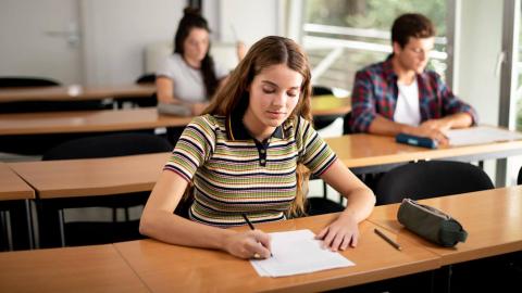 ESL exam preparation course hub hero